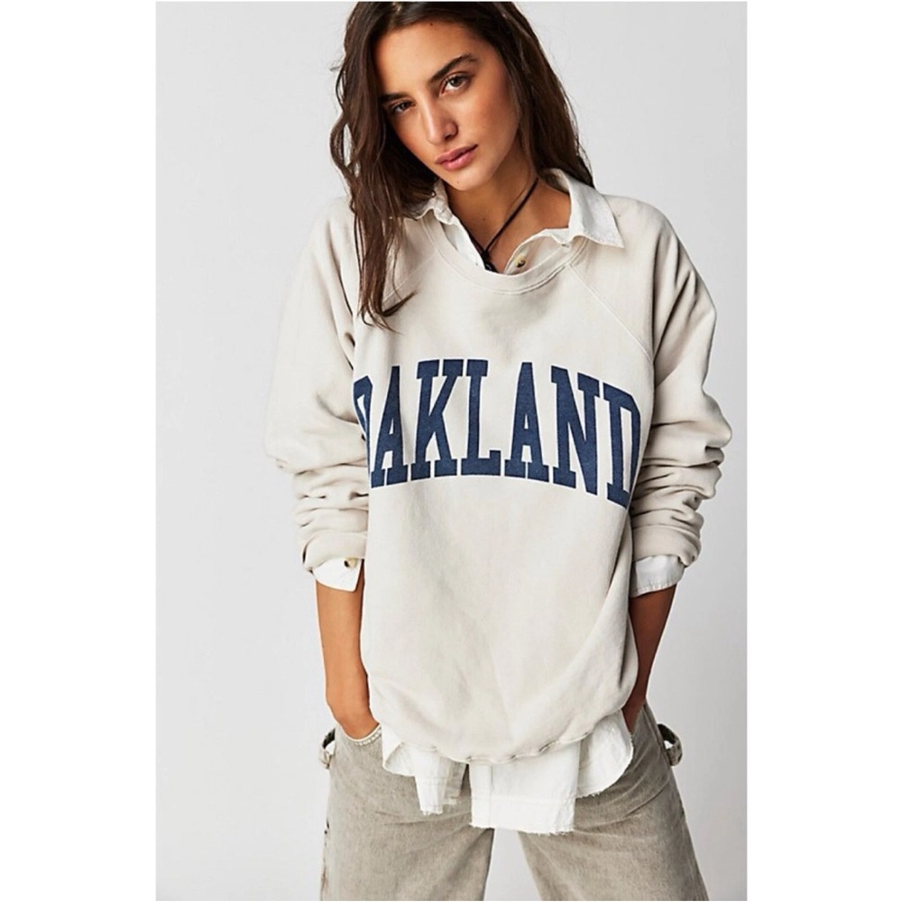 Free People Retro Brand “OAKLAND ” Pullover Sweatshirt Unisex